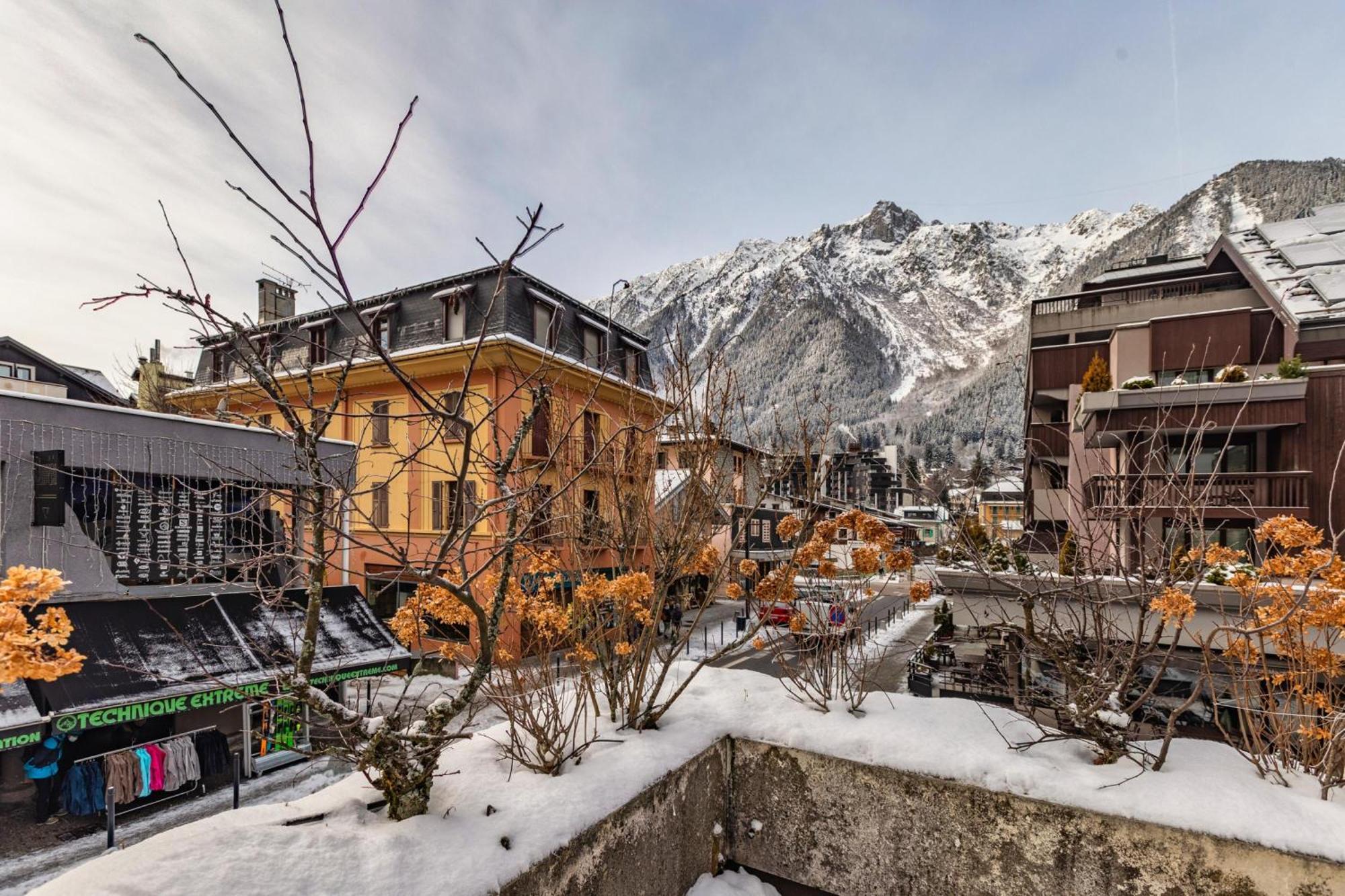 Duplex Aiguille Du Midi Large Terrasse - Happy Rentals Шамони Екстериор снимка