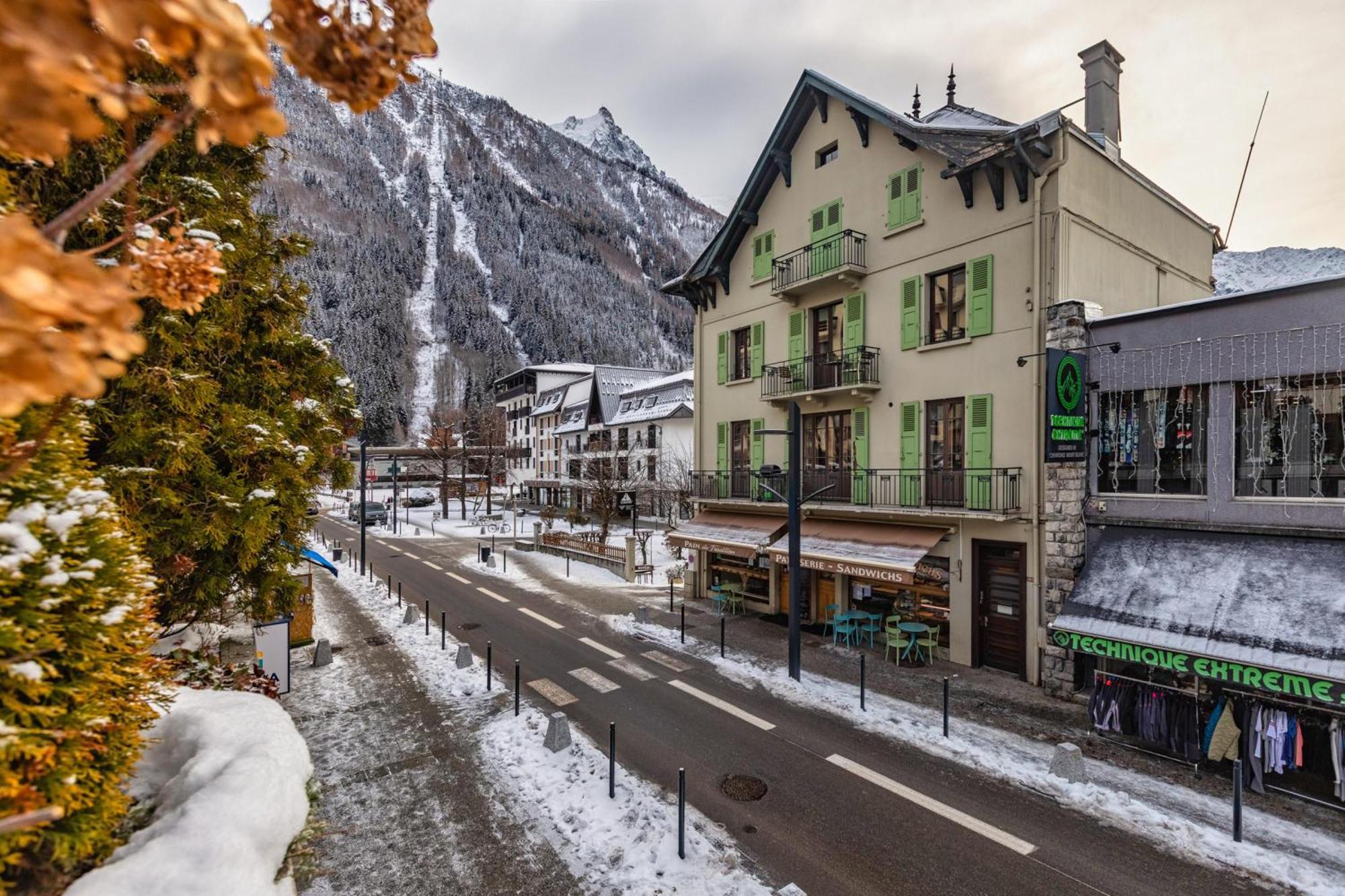 Duplex Aiguille Du Midi Large Terrasse - Happy Rentals Шамони Екстериор снимка