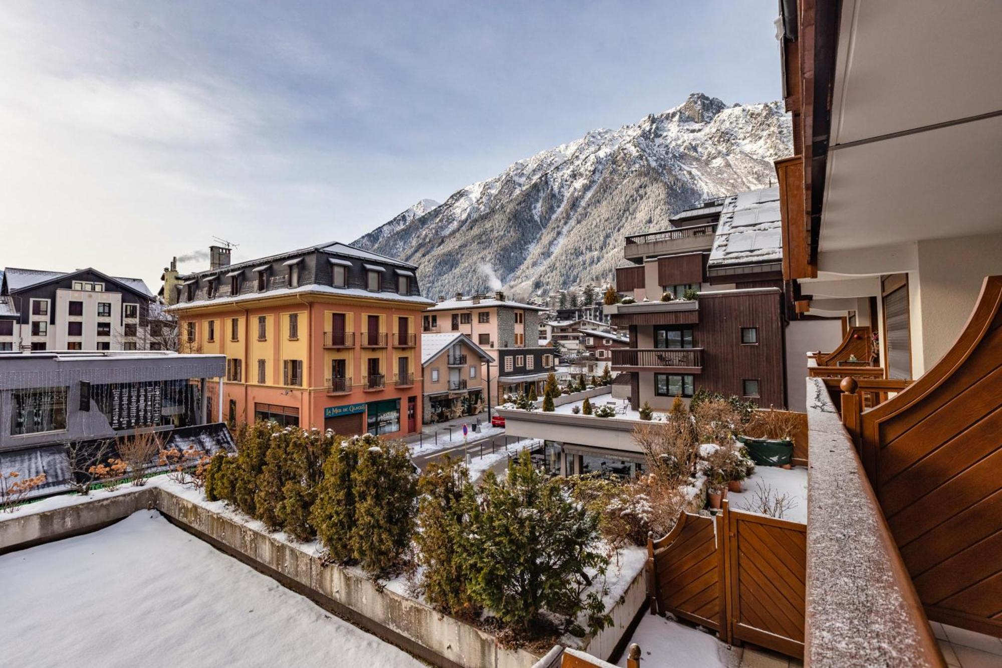 Duplex Aiguille Du Midi Large Terrasse - Happy Rentals Шамони Екстериор снимка