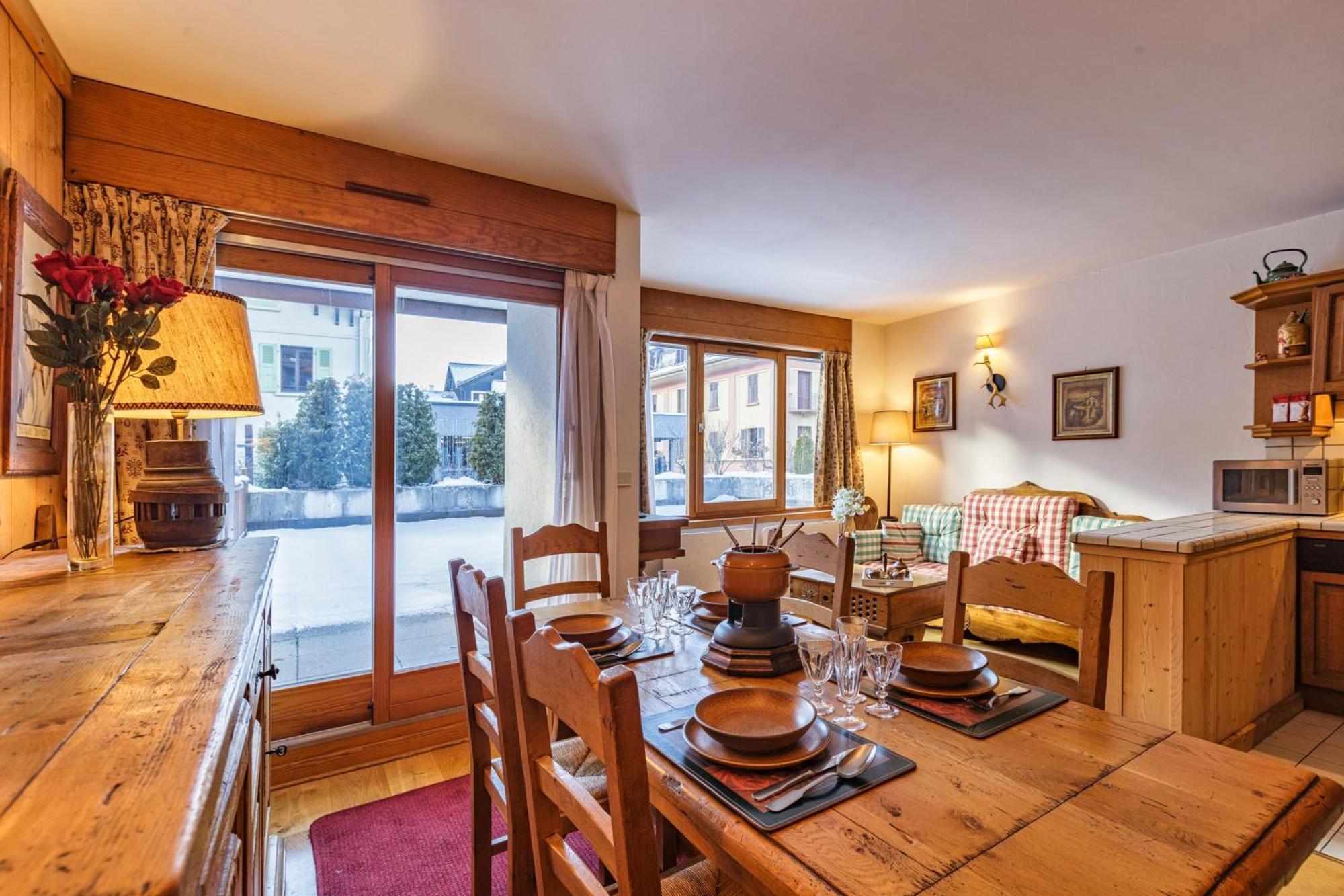 Duplex Aiguille Du Midi Large Terrasse - Happy Rentals Шамони Екстериор снимка
